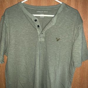 american eagle tee